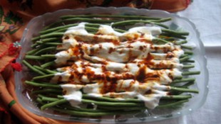 Yoğurtlu Fasulye Salatası Tarifi