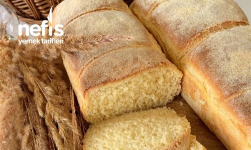 Kek Kalıbında Mısır Unlu Ekmek