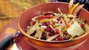 Barbunya fasülyeli salata Tarifi