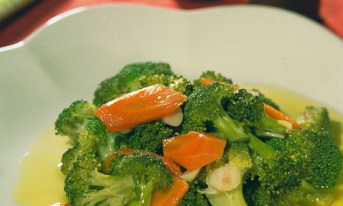 Zeytinyağlı Brokoli Tarifi