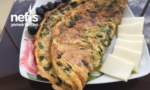 Şahane Kahvaltılık Yeşil (Taze) Soğanlı Omlet